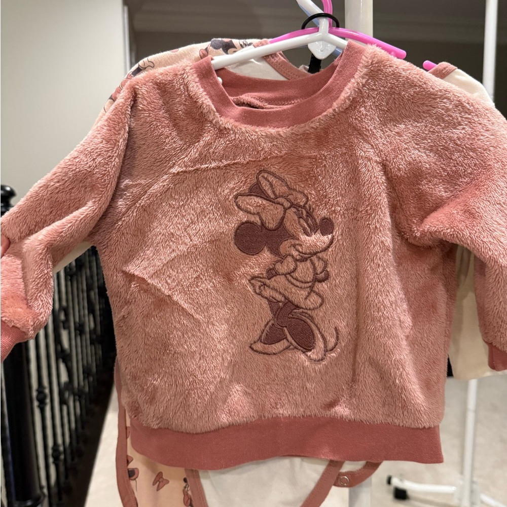 Disney Kids Pink Minnie Mouse 4 piece set